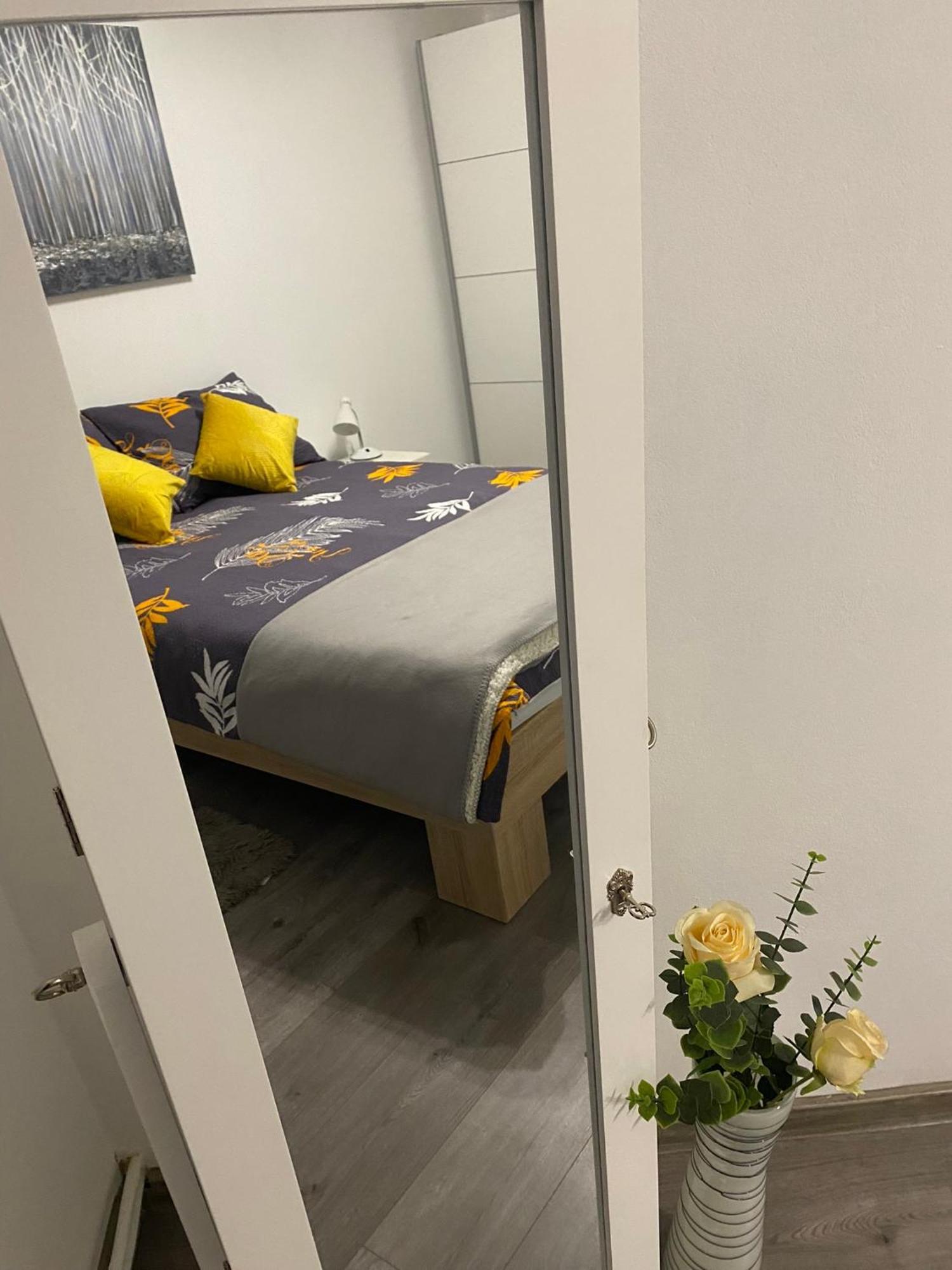 Astoria Apartment วาราชดีน ภายนอก รูปภาพ